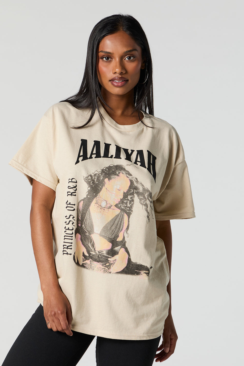 Aaliyah Graphic Boyfriend T-Shirt Aaliyah Graphic Boyfriend T-Shirt 2
