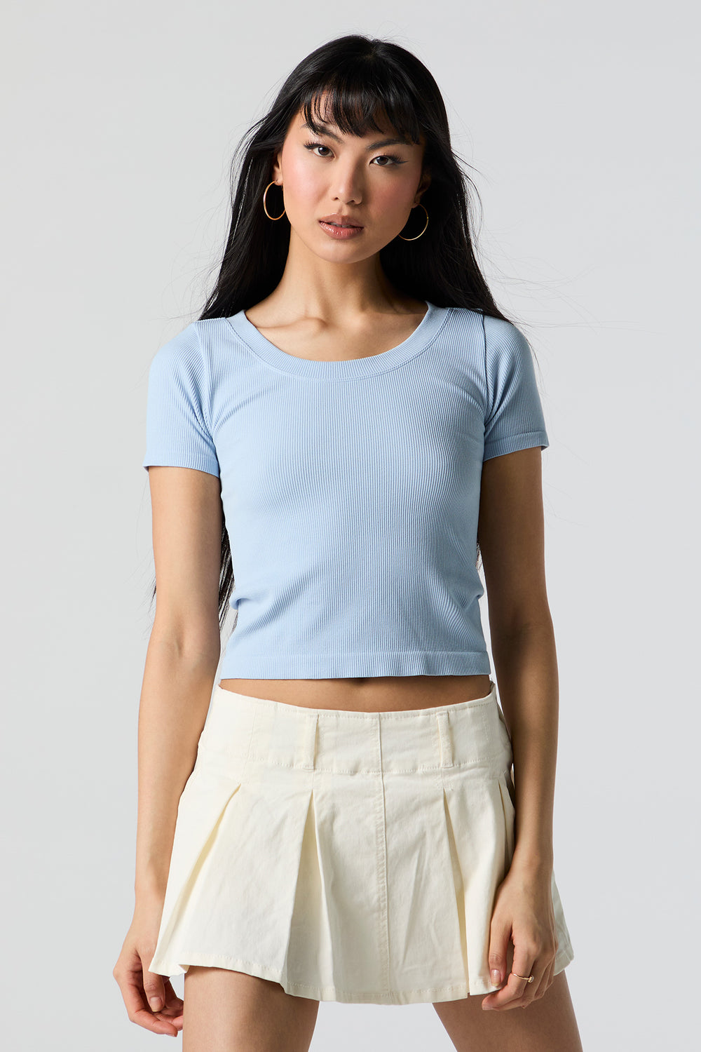 Seamless Ribbed Scoop Neck T-Shirt Seamless Ribbed Scoop Neck T-Shirt 2