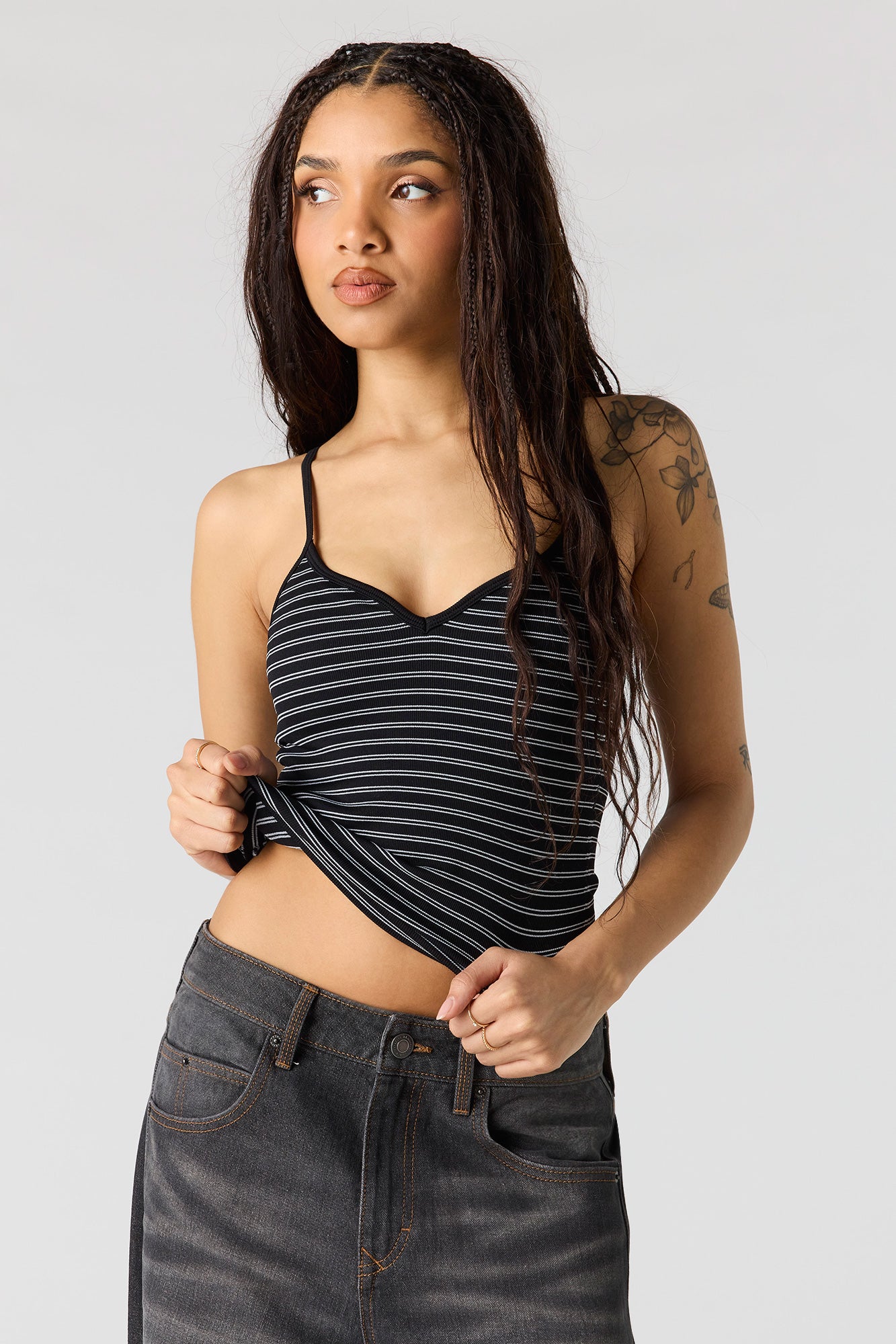 Braless Seamless Ribbed V-Neck Cami – Charlotte Russe