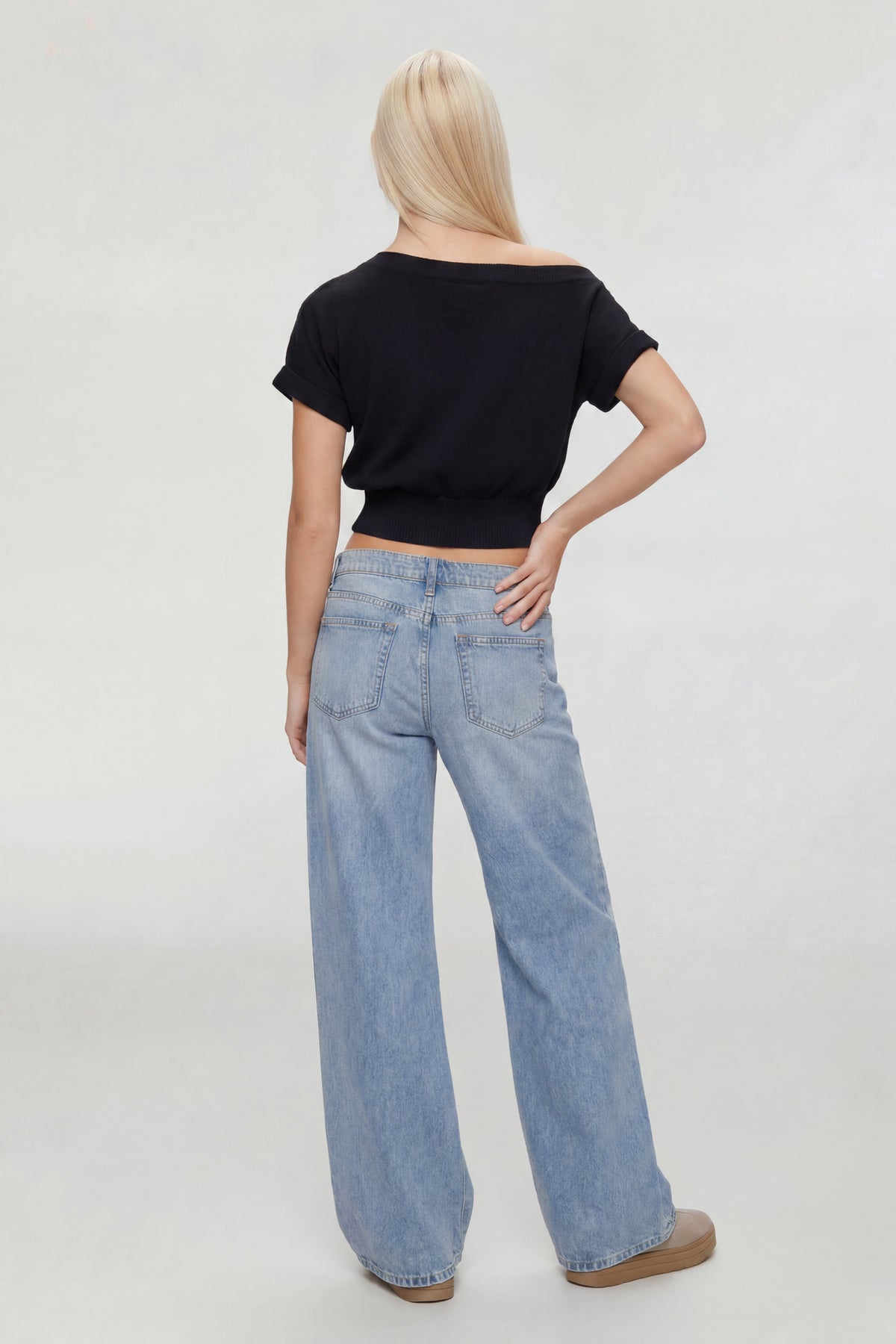 Alt View 2. One Shoulder Knit Sweater - Black