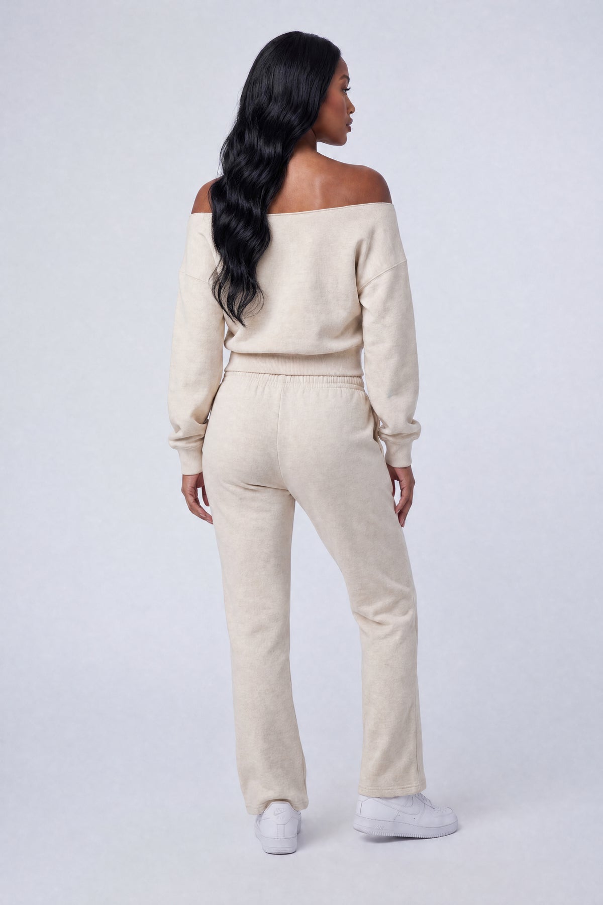 Alt View 3. Fleece Graphic Off Shoulder Sweatshirt - Oatmeal