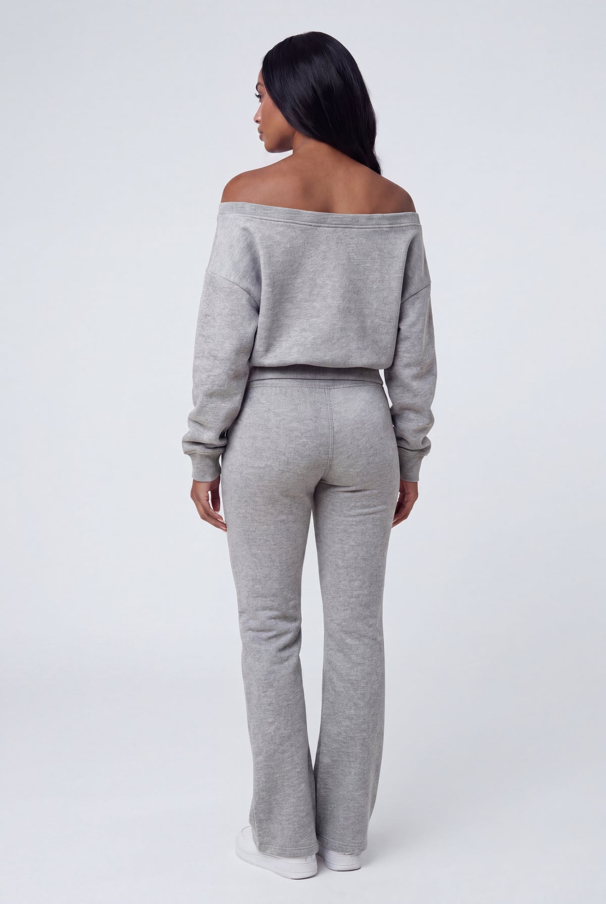 Alt View 3. Fleece Graphic Flare Sweatpant - Heather Grey