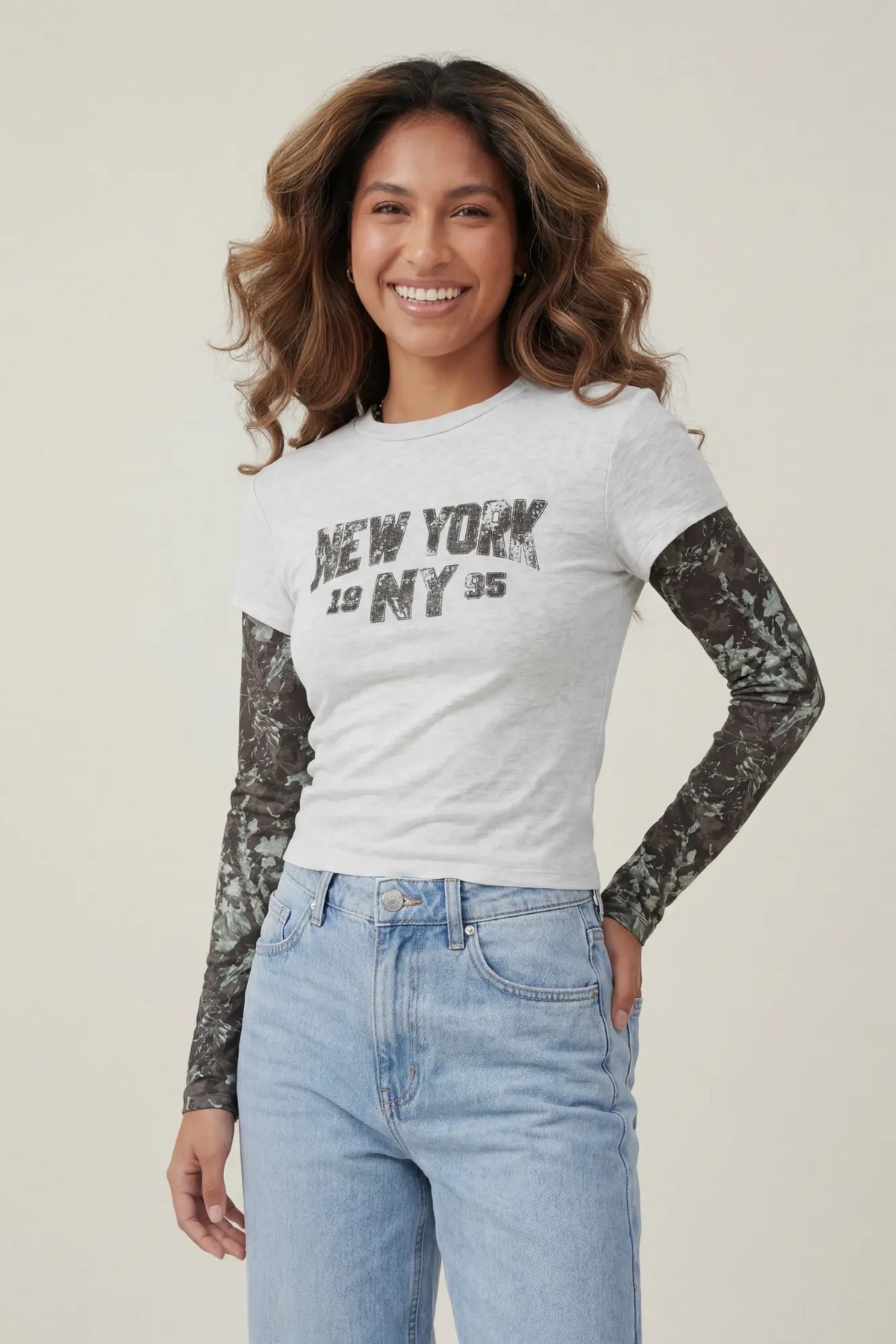 Alt View 2. Double Sleeve Graphic T-Shirt - Heather Grey