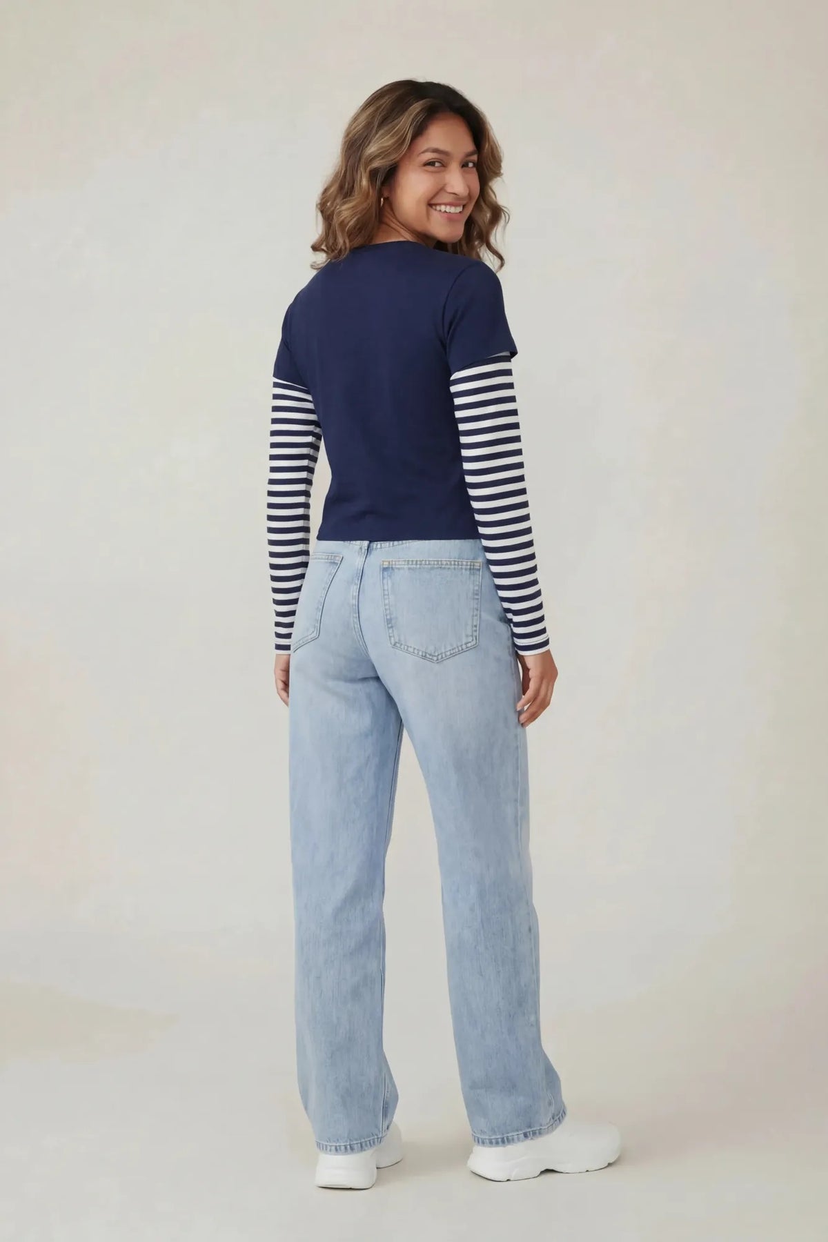 Alt View 3. Double Sleeve Graphic T-Shirt - Navy
