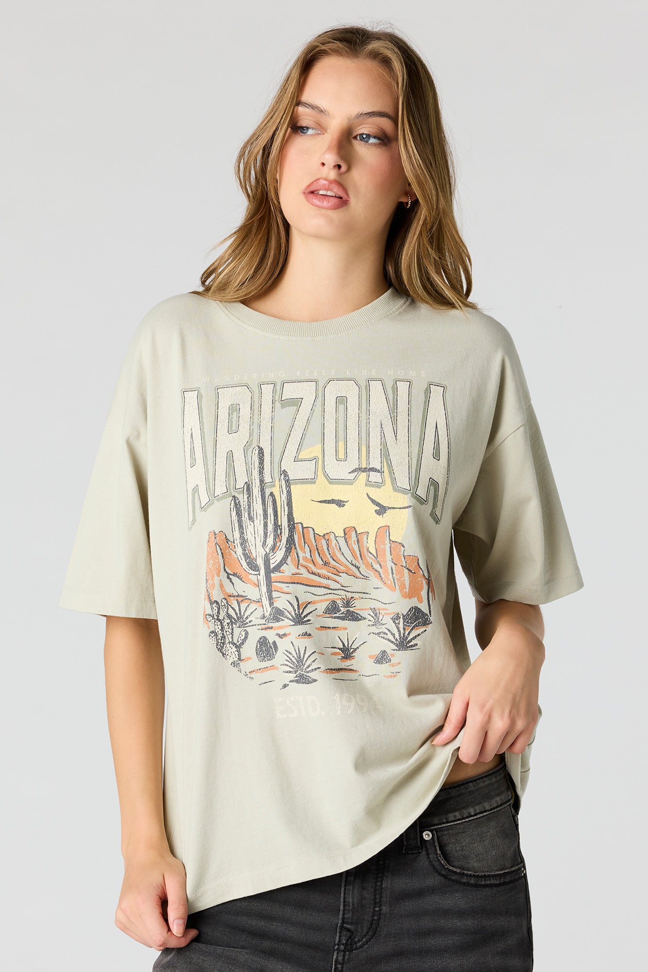 Graphic Washed Boyfriend T-Shirt – Charlotte Russe