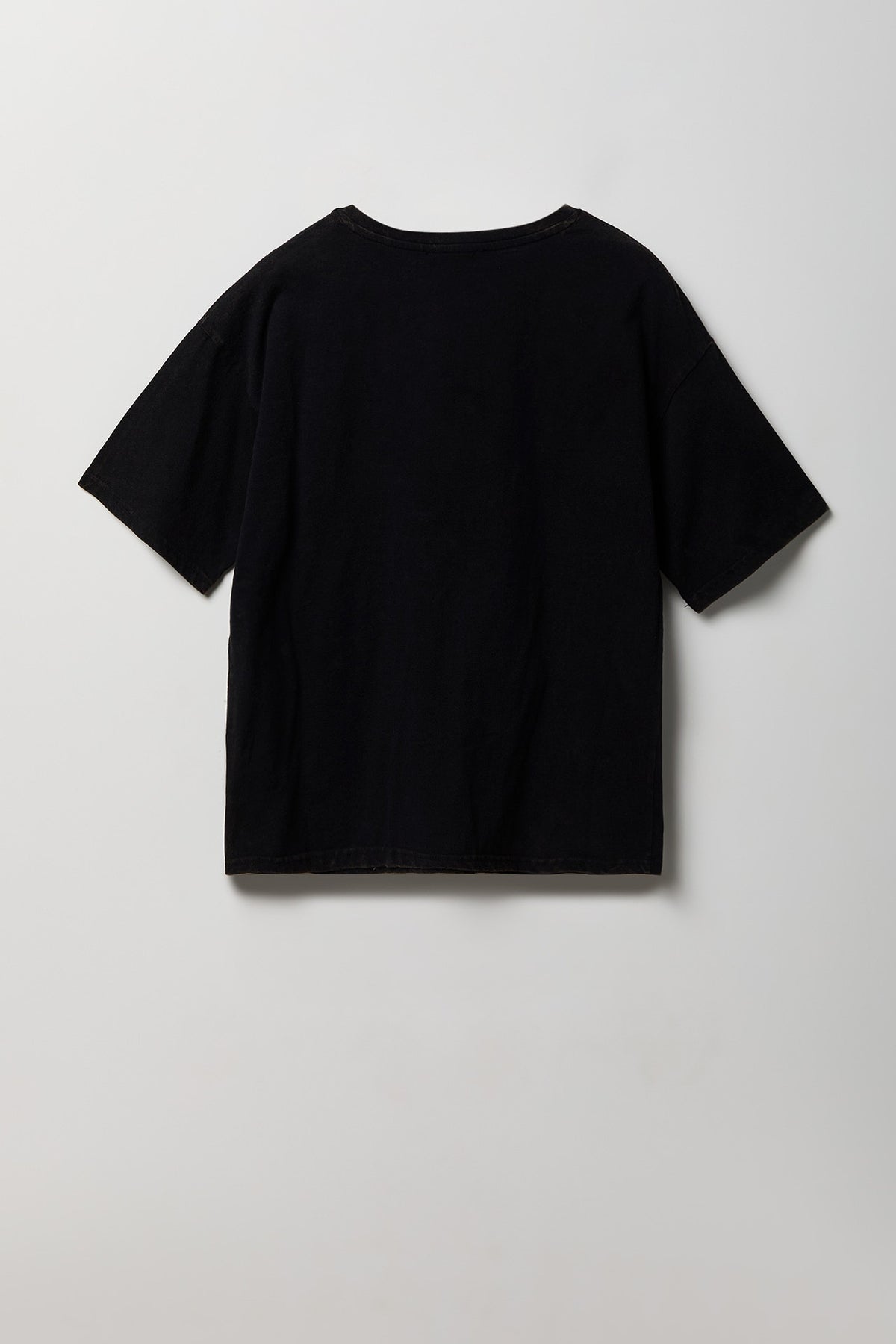 Alt View 5. Washed Graphic Boyfriend T-Shirt - Jet Black