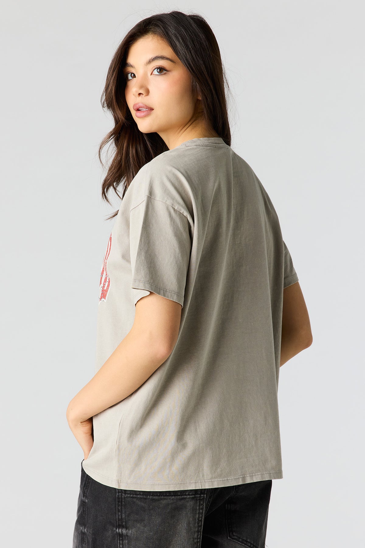 Alt View 2. Rhinestone Graphic Washed Boyfriend T-Shirt - Taupe