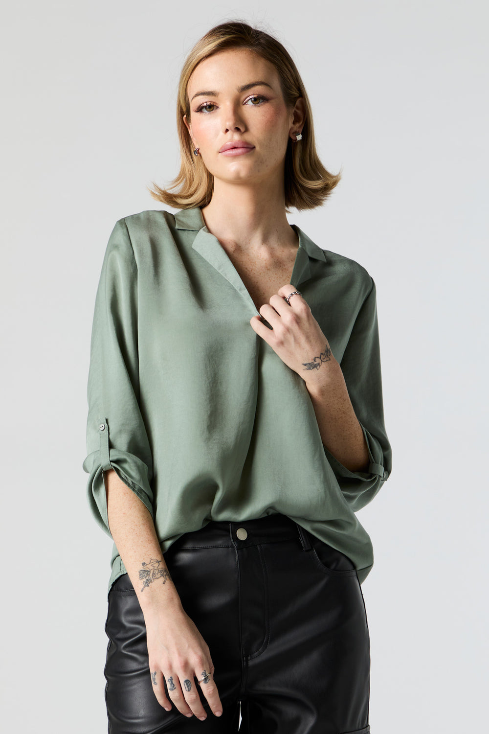 Collared Rolled Sleeve Top Collared Rolled Sleeve Top 1
