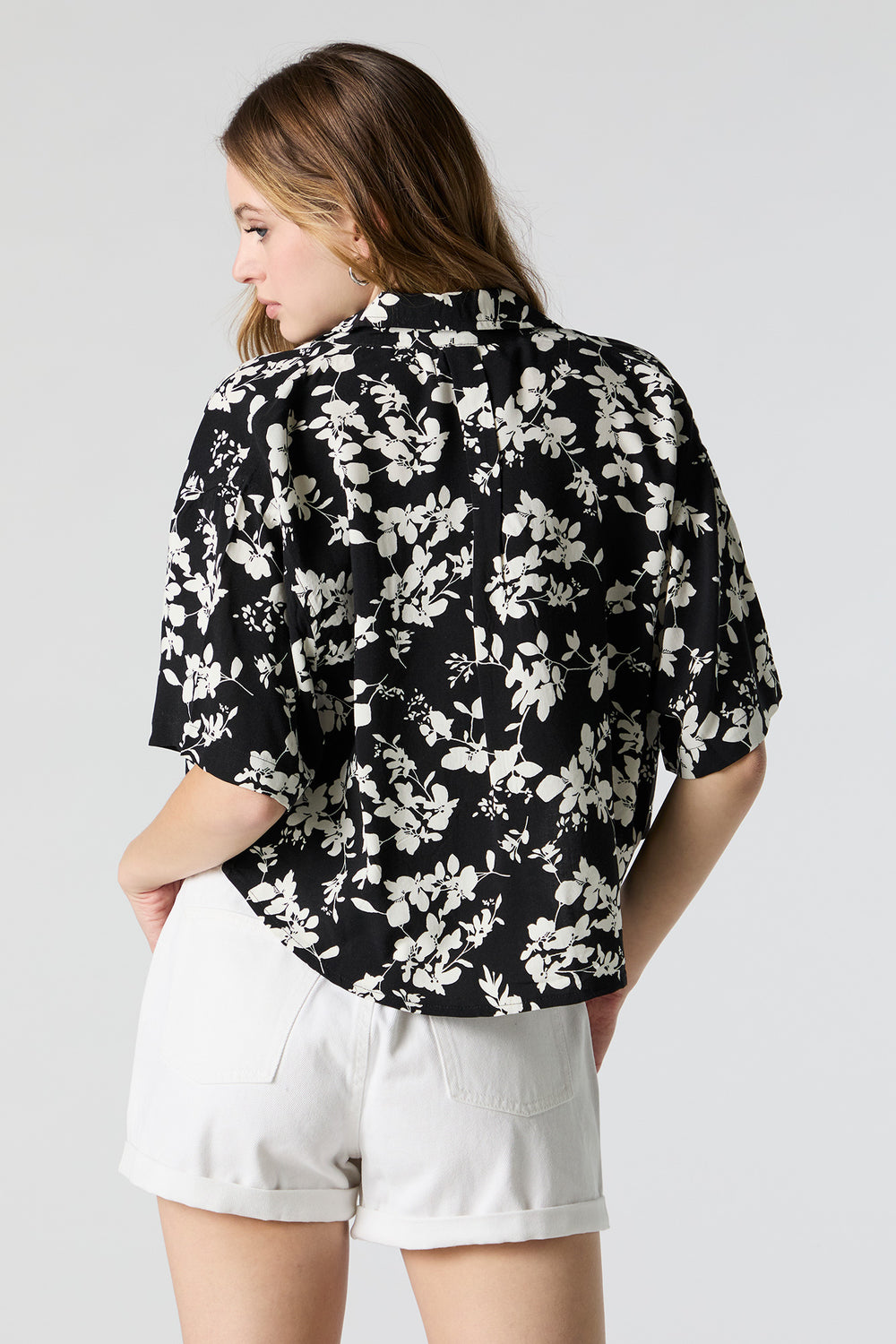 Floral Print Cropped Button-Up Top Floral Print Cropped Button-Up Top 2