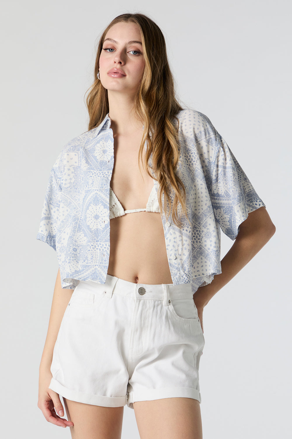 Paisley Print Cropped Button-Up Top Paisley Print Cropped Button-Up Top 1