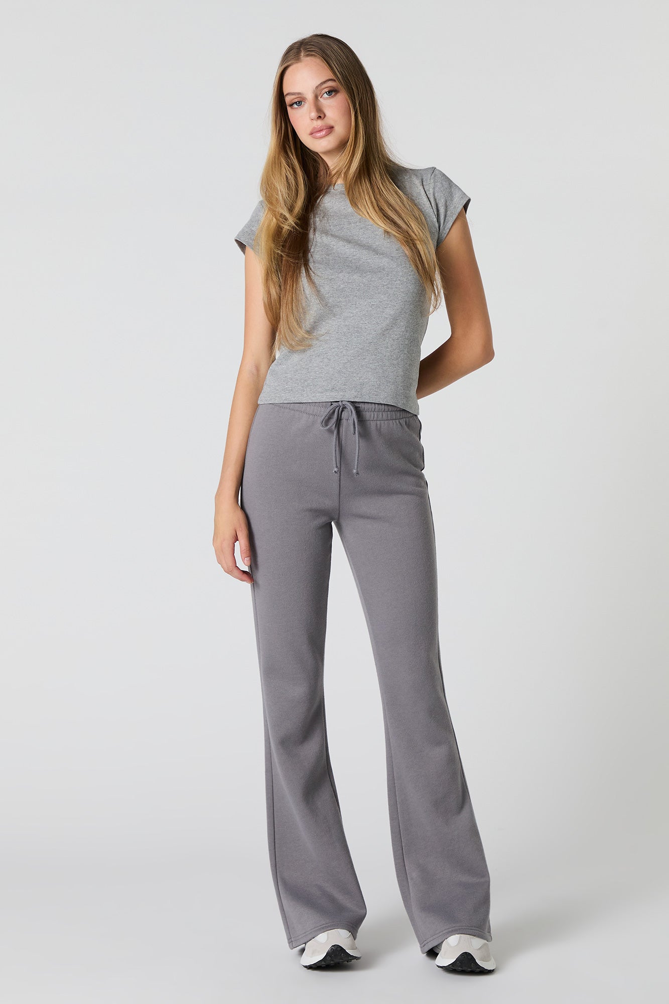 Fleece Drawstring Flare Sweatpant – Charlotte Russe Fleece Drawstring Flare Sweatpant – Charlotte Russe