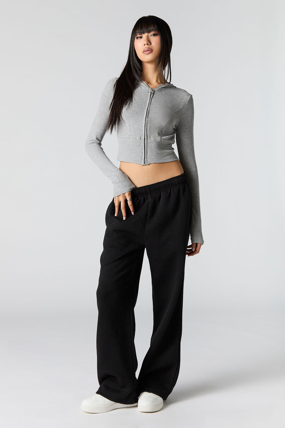 Solid Fleece Wide Leg Sweatpant Solid Fleece Wide Leg Sweatpant 4