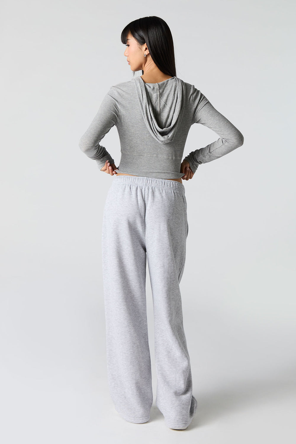 Solid Fleece Wide Leg Sweatpant Solid Fleece Wide Leg Sweatpant 9