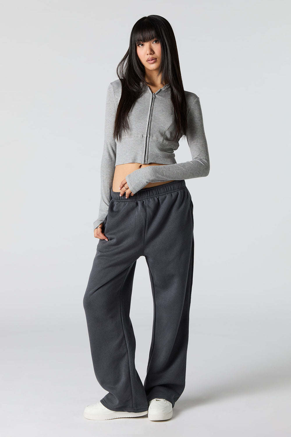 Solid Fleece Wide Leg Sweatpant Solid Fleece Wide Leg Sweatpant 10