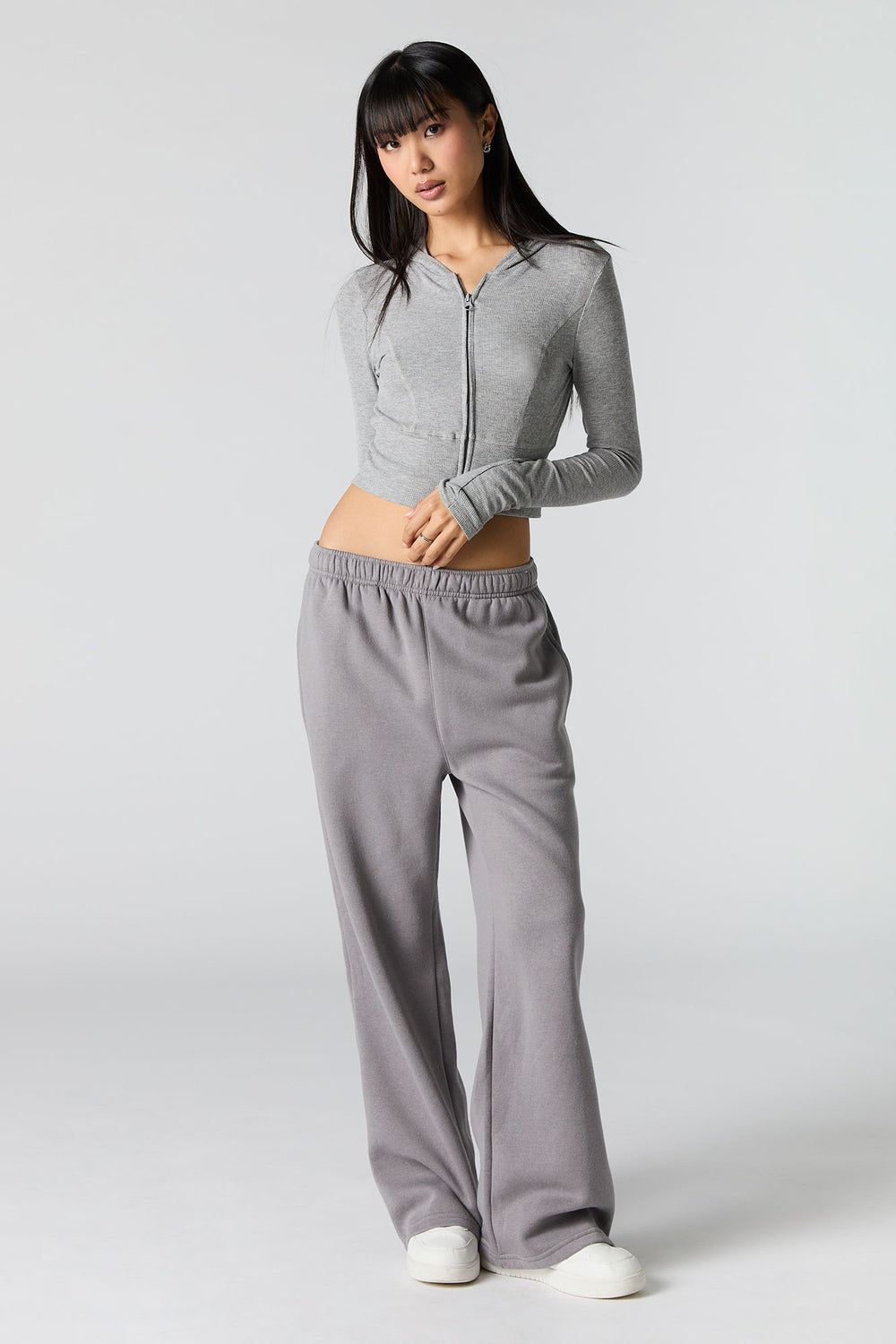 Solid Fleece Wide Leg Sweatpant Solid Fleece Wide Leg Sweatpant 16