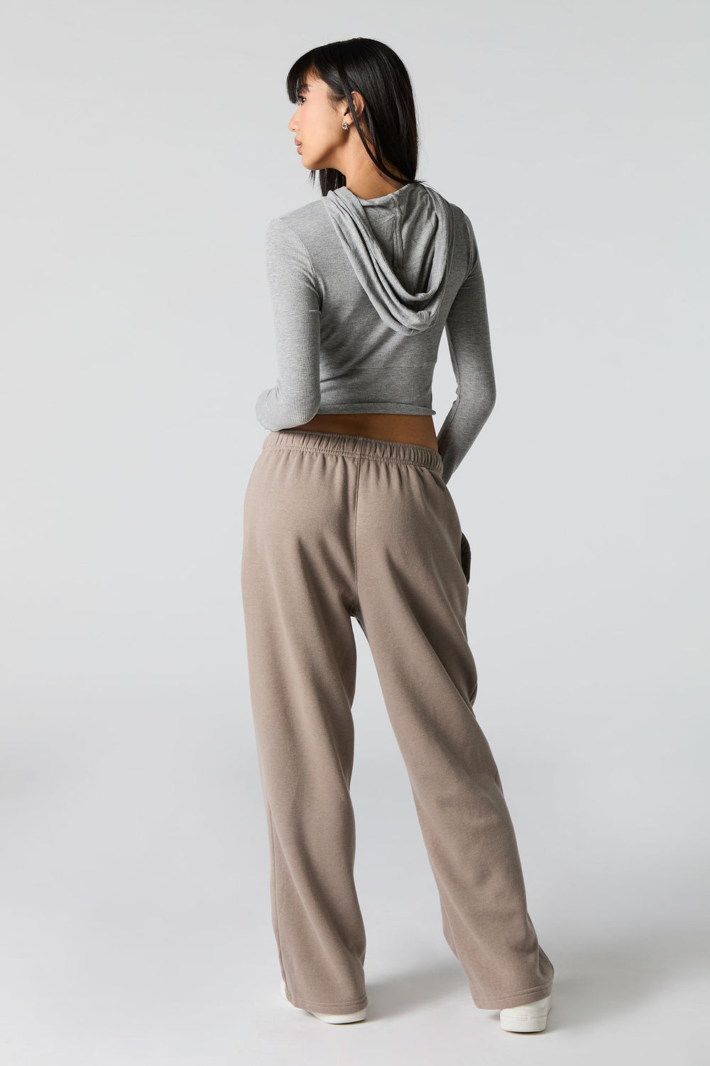 Solid Fleece Wide Leg Sweatpant Solid Fleece Wide Leg Sweatpant 24