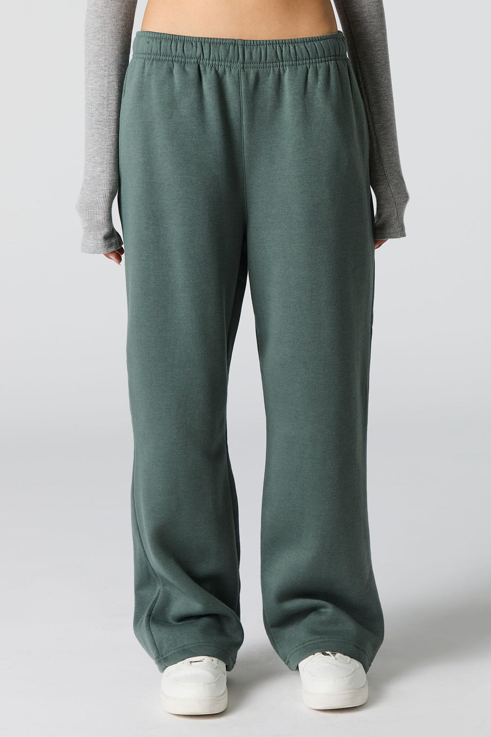 Solid Fleece Wide Leg Sweatpant Solid Fleece Wide Leg Sweatpant 2