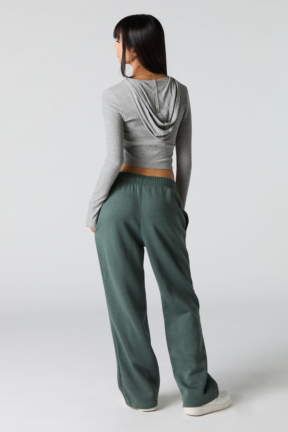 Solid Fleece Wide Leg Sweatpant Solid Fleece Wide Leg Sweatpant 3