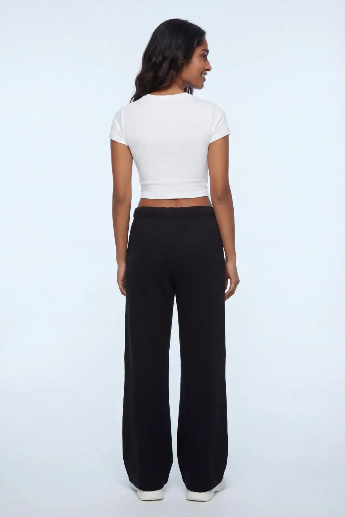 Alt View 3. Fleece Wide Leg Sweatpant - Black