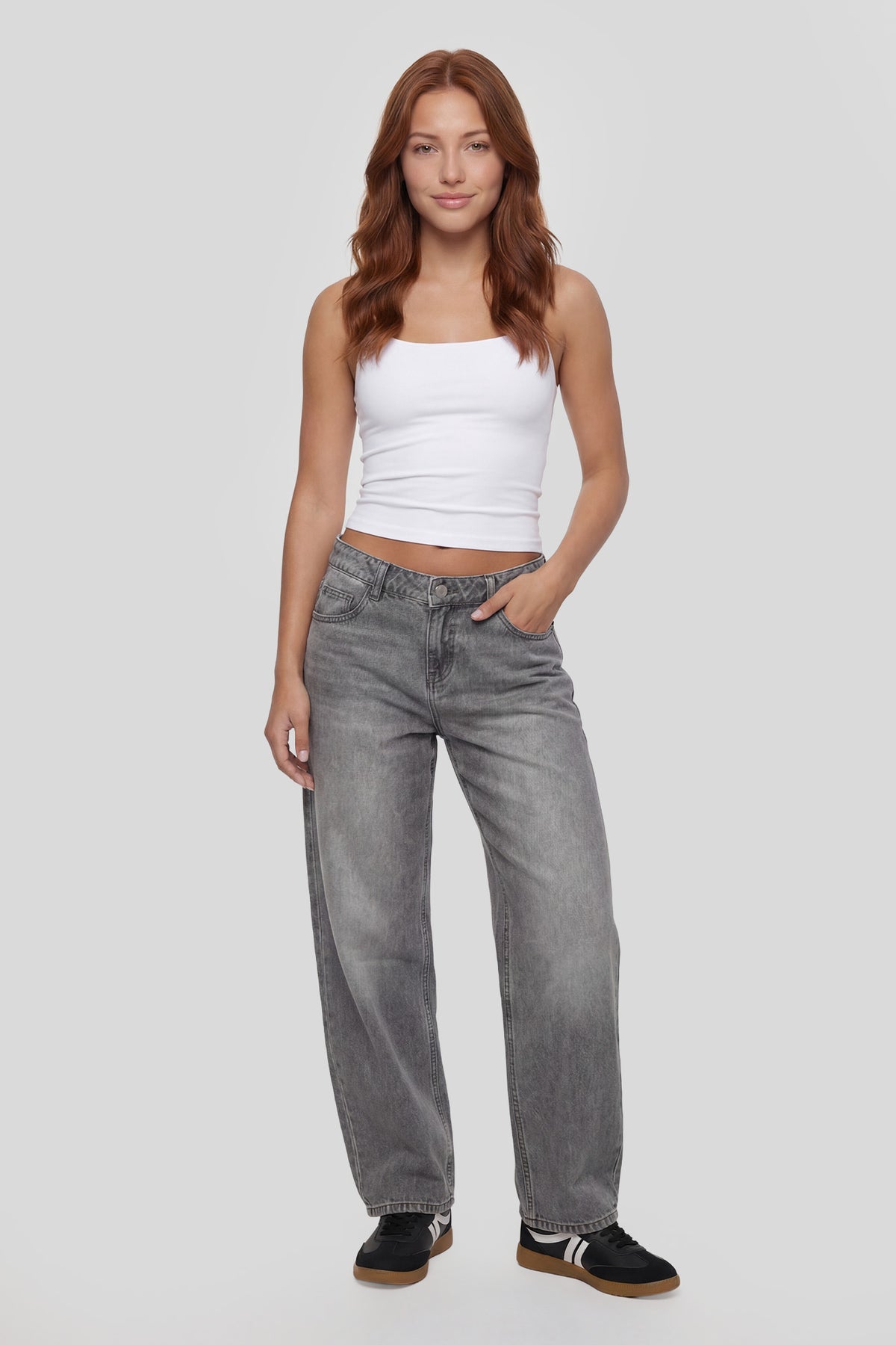 Alt View 3. Low Rise Barrel Jean - Charcoal