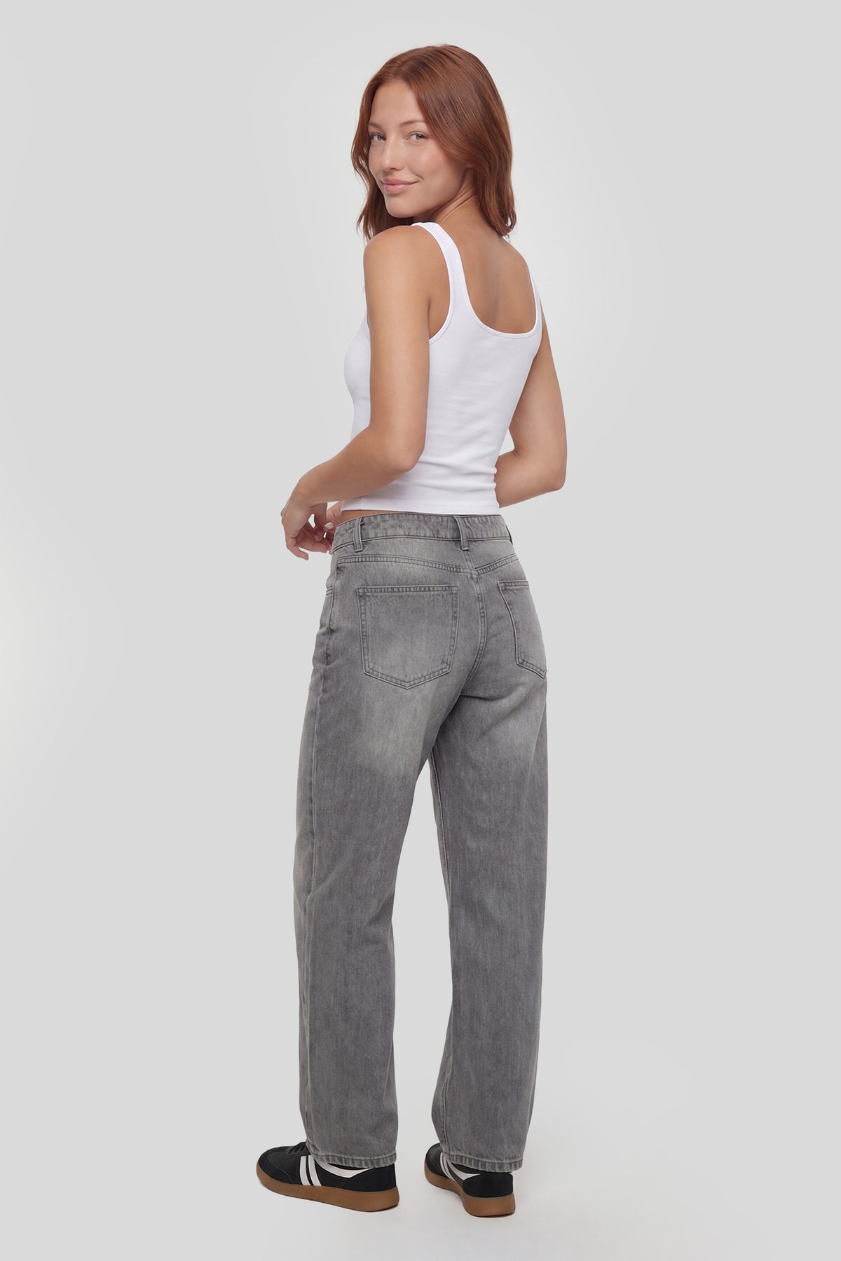 Alt View 2. Low Rise Barrel Jean - Charcoal
