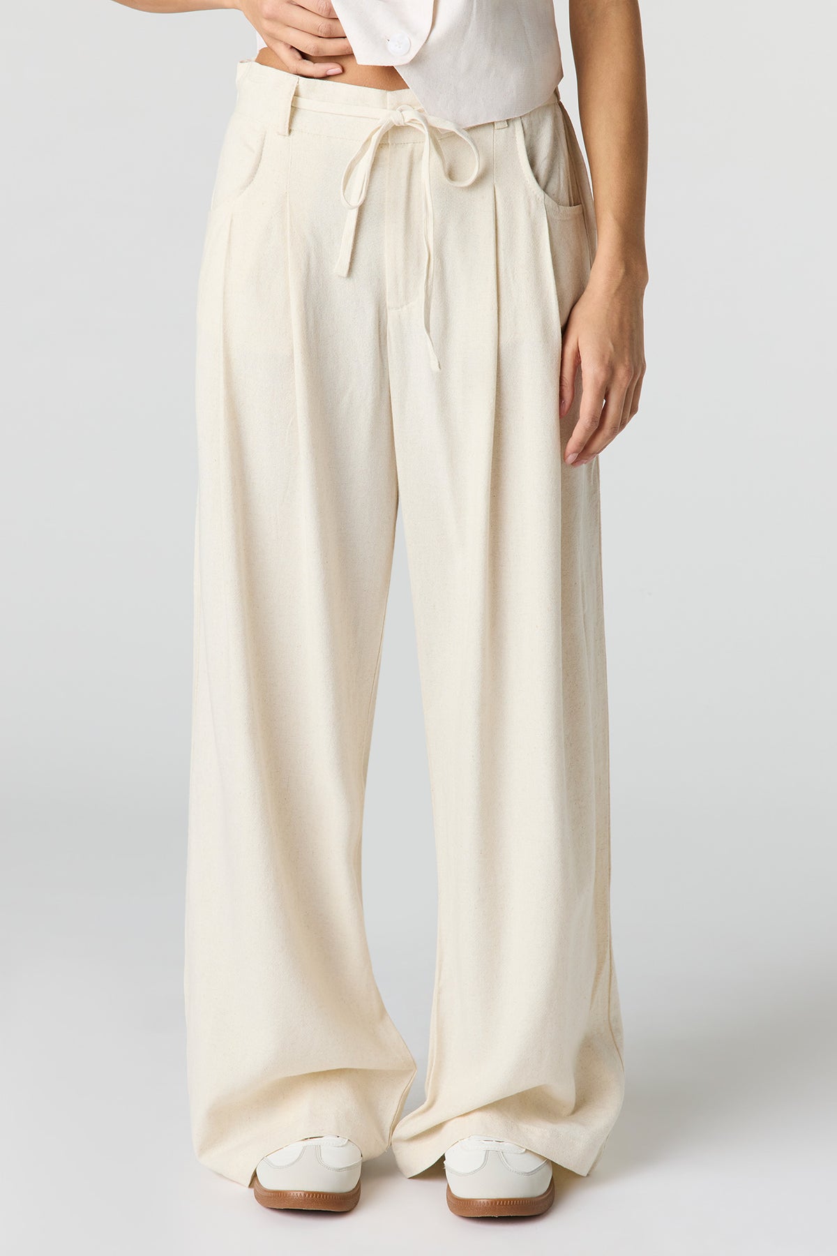 Alt View 2. Linen-Blend Drawstring Trouser - Tan