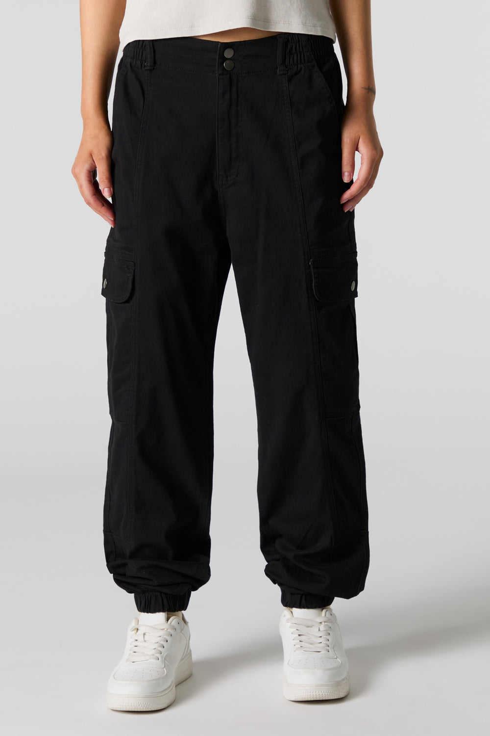 Double Buttoned Cargo Jogger Double Buttoned Cargo Jogger 5