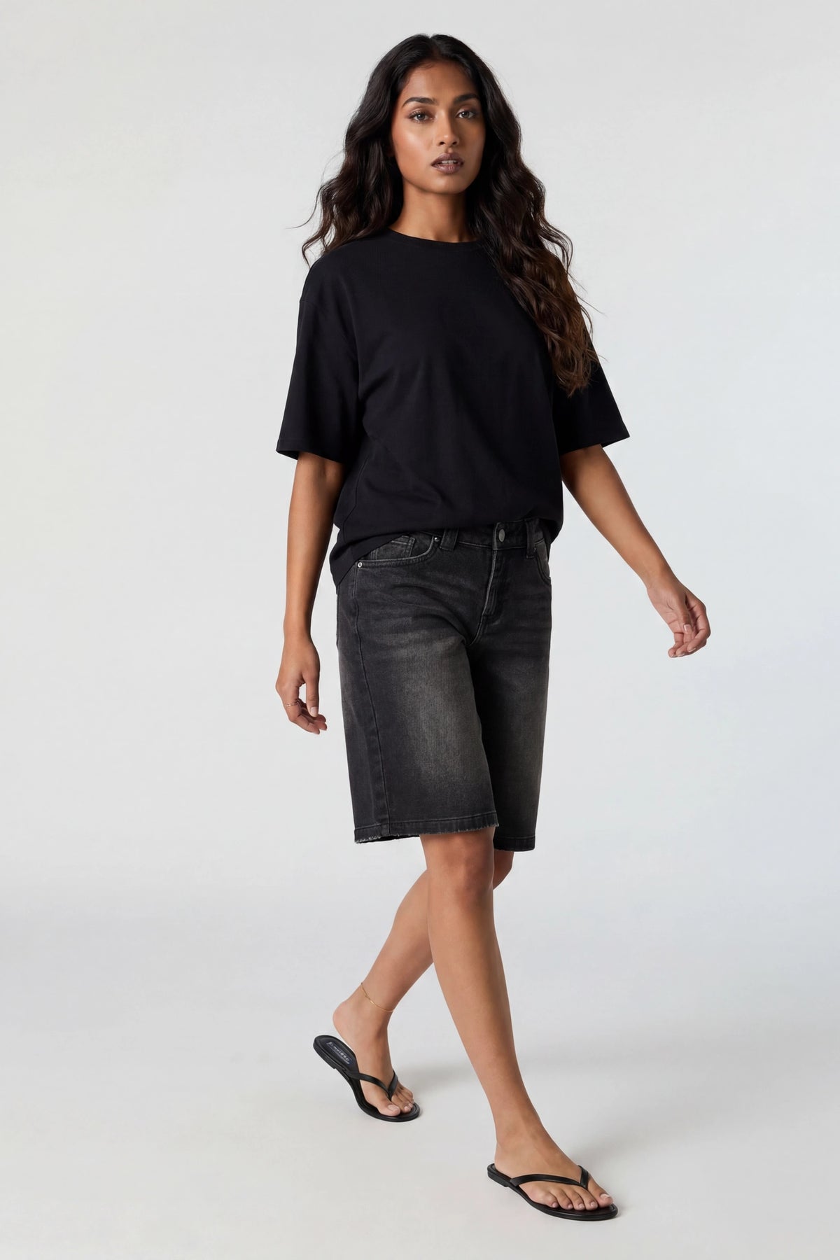 Alt View 4. Stretch Low Rise Washed Black Jort - Black