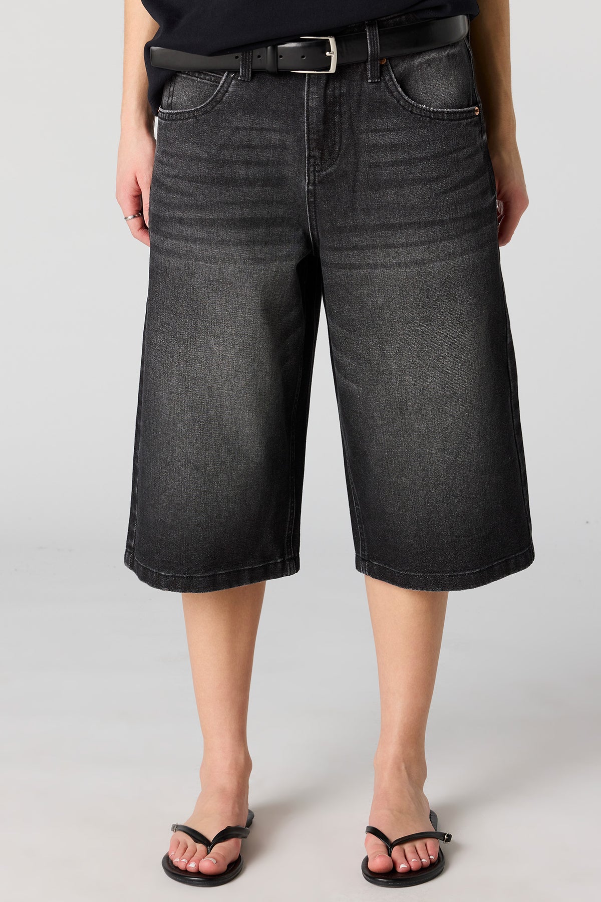 Alt View 2. Low Rise Jort 16" - Black