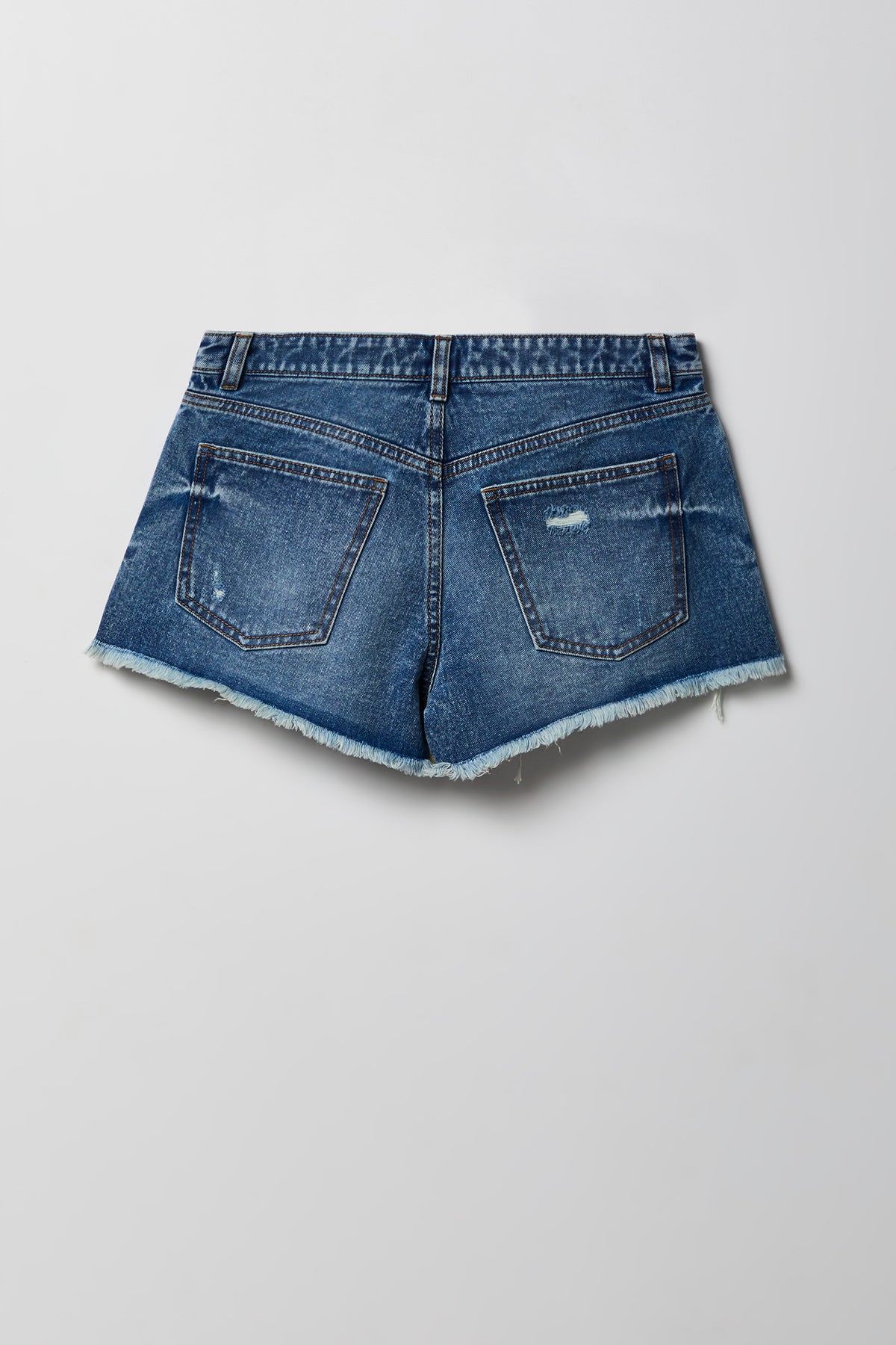 Alt View 5. Ripped High Rise Dark Denim Short With Keychain - Denim Blue