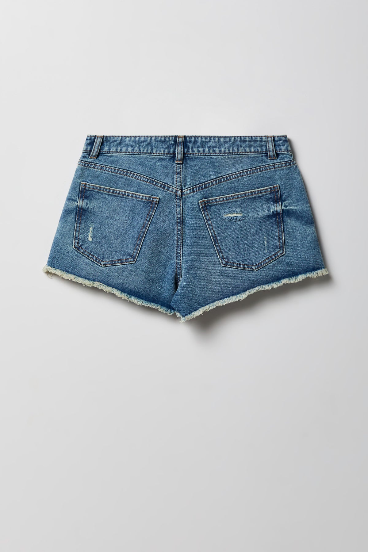 Alt View 5. Ripped High Rise Medium Denim Short With Keychain - Pacific Blue