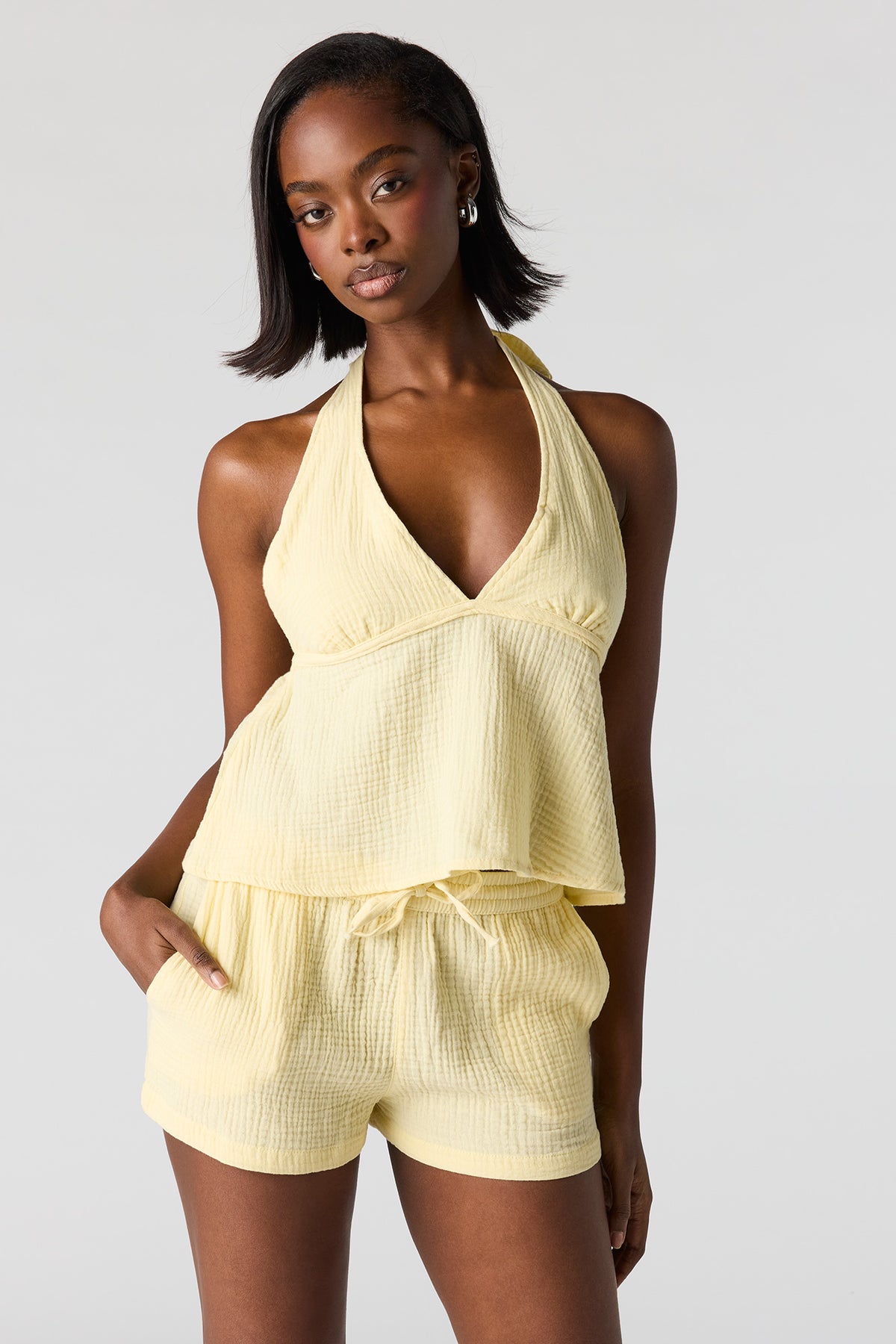 Alt View 5. Textured Drawstring Short - Yellow