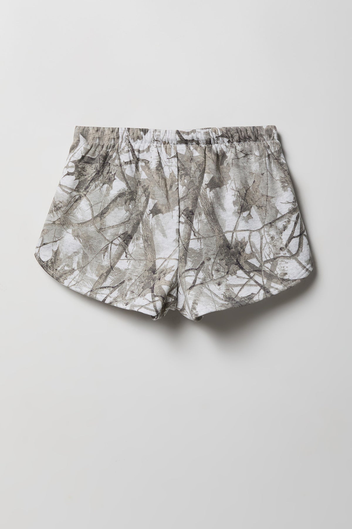 Alt View 4. Graphic Fleece Dolphin Short - Camouflage