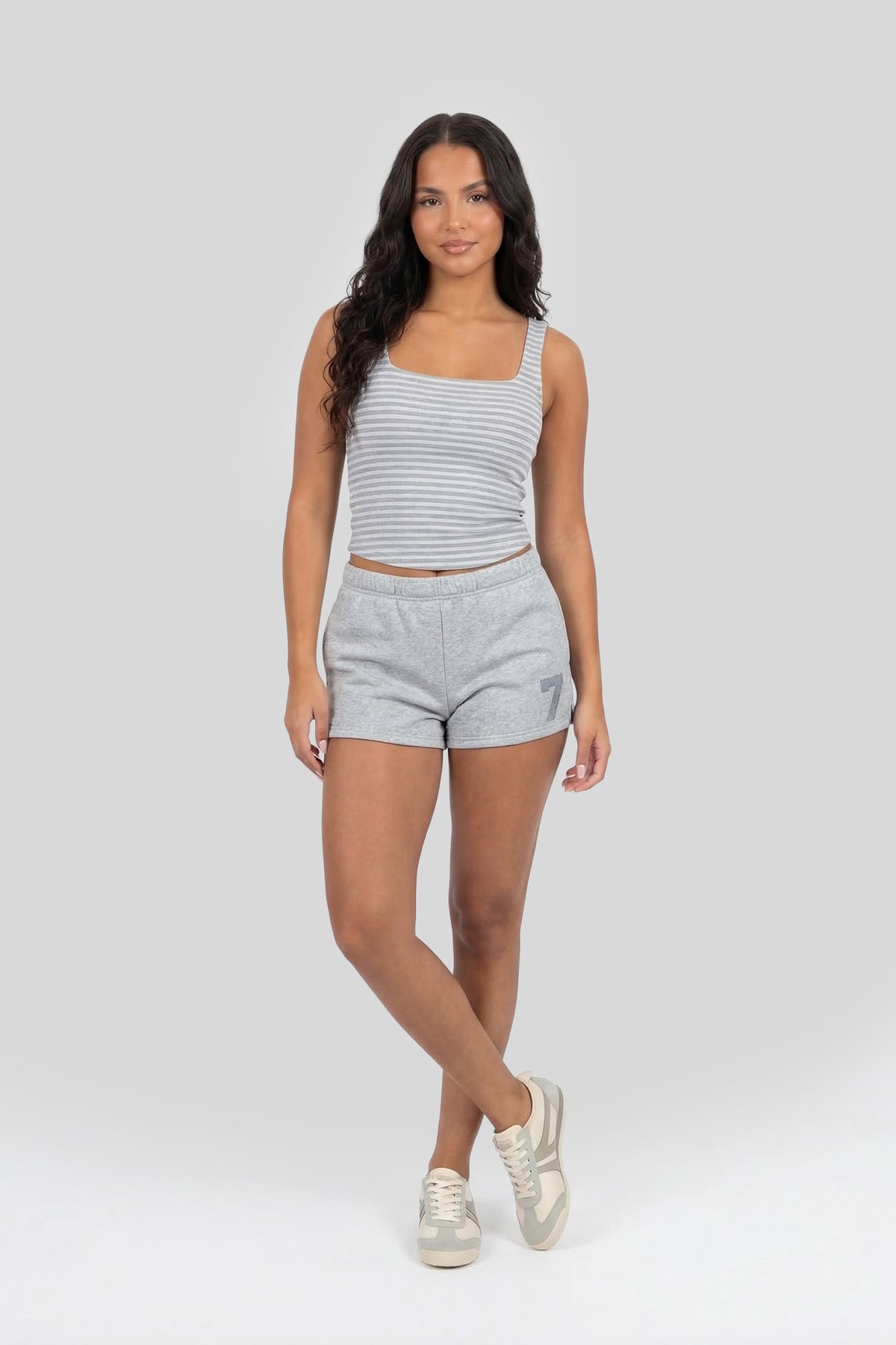 Alt View 3. Graphic Fleece Short - Heather Grey