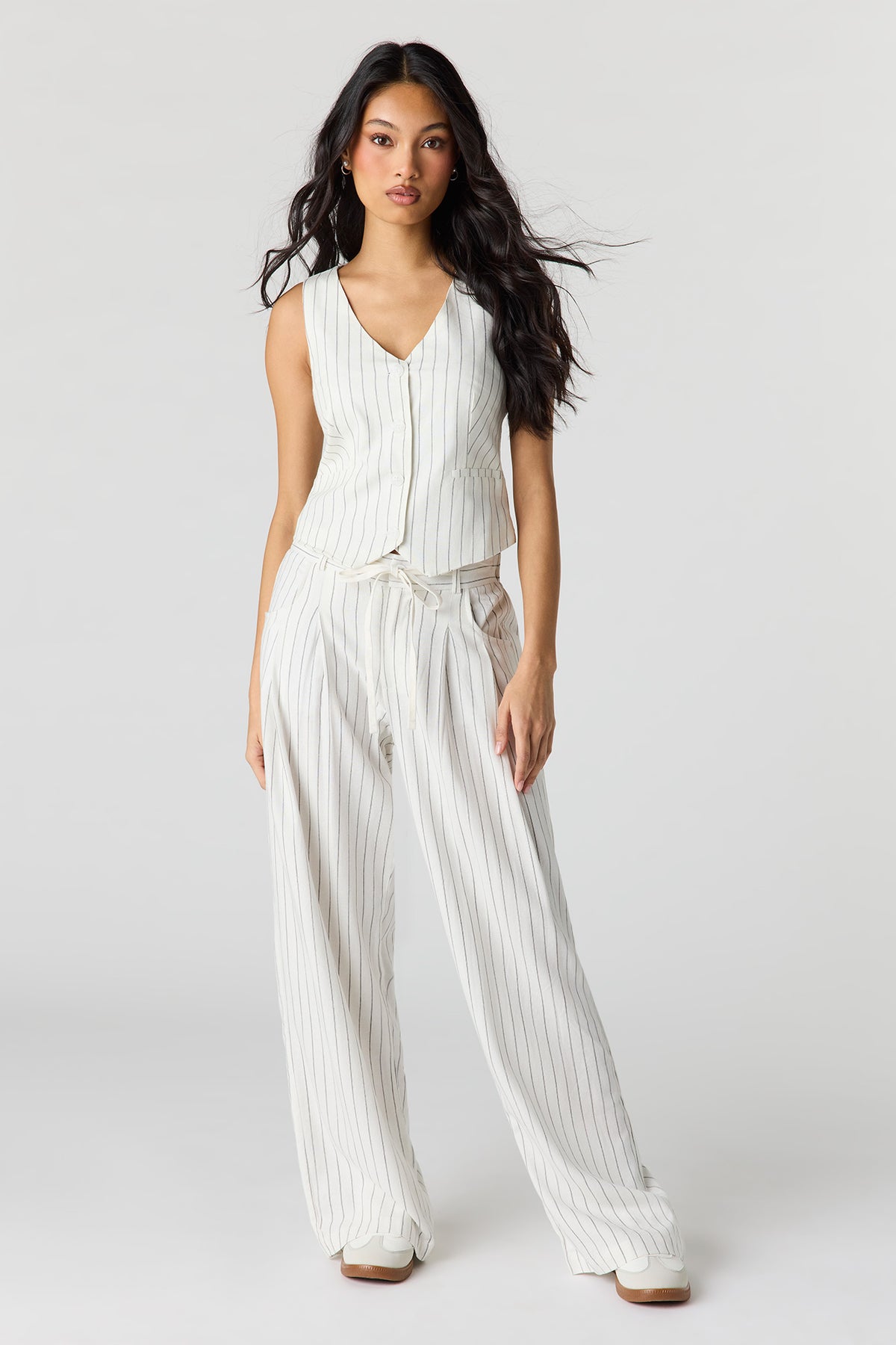 Alt View 3. Linen-Blend Vest - Pinstripe