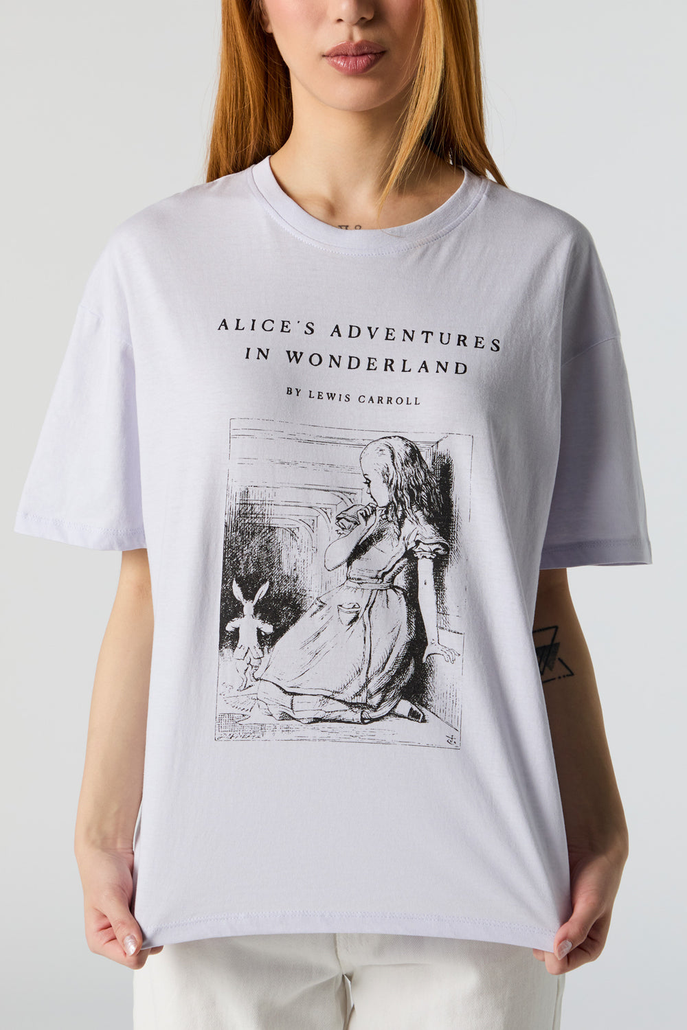 Alice's Adventures Graphic Boyfriend T-Shirt Alice's Adventures Graphic Boyfriend T-Shirt 1