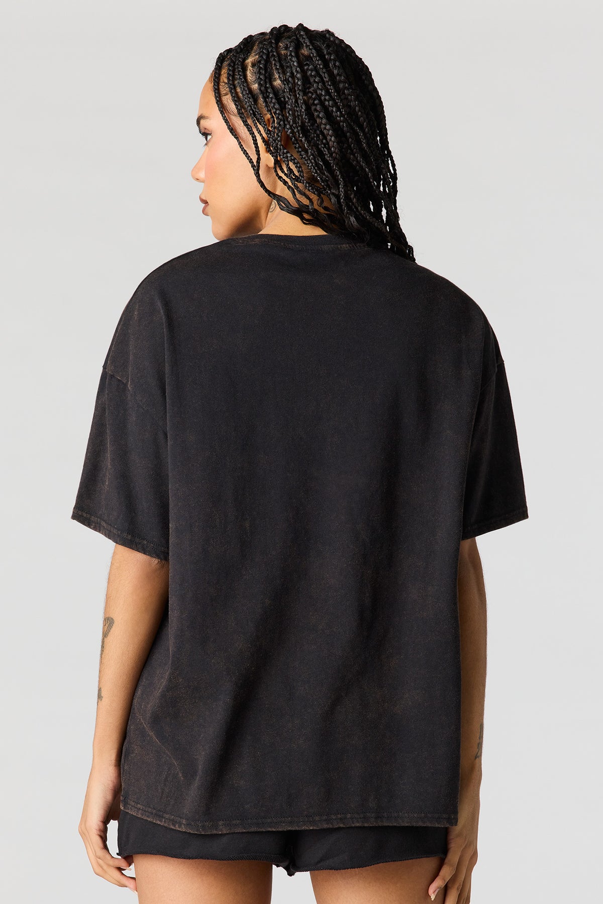 Alt View 2. Oversized Coca-Cola Graphic Washed T-Shirt - Black