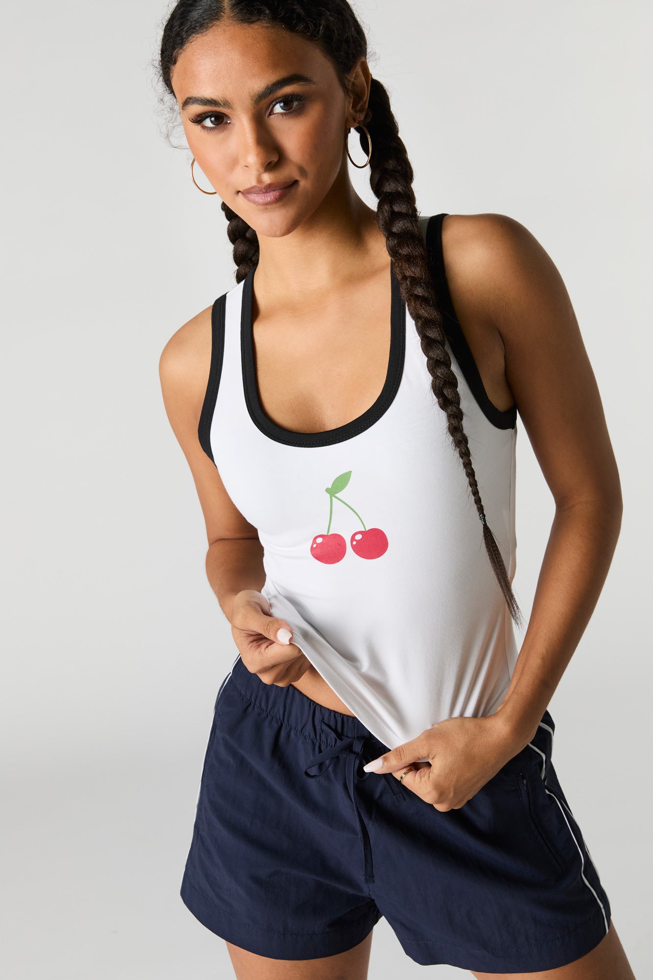 Graphic Contrast Trim Scoop Neck Tank