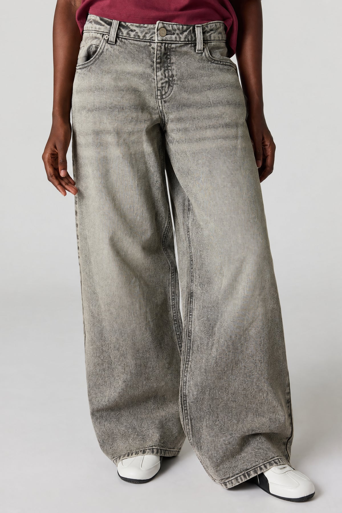 Alt View 2. London Low Rise Super Baggy Grey Jean - Light Grey