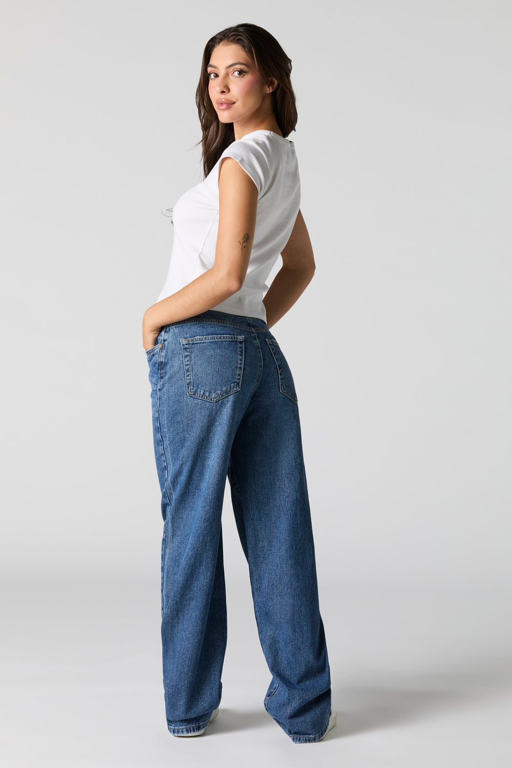 Dark Wash High Rise Wide Leg Jean Dark Wash High Rise Wide Leg Jean 3