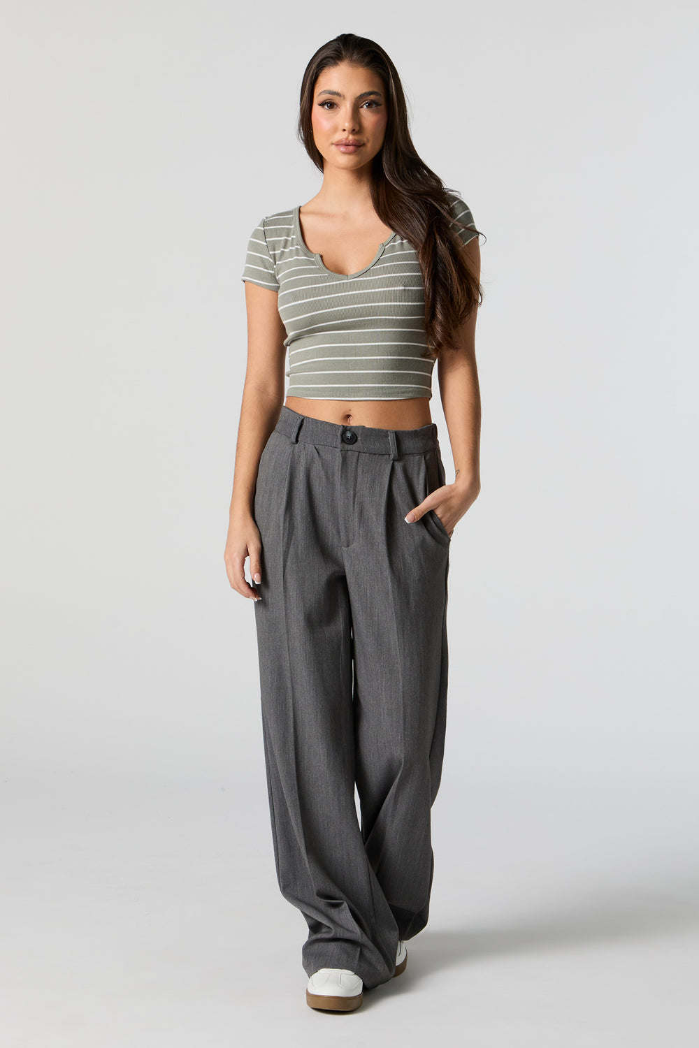 Ribbed Notched Cropped T-Shirt Ribbed Notched Cropped T-Shirt 10