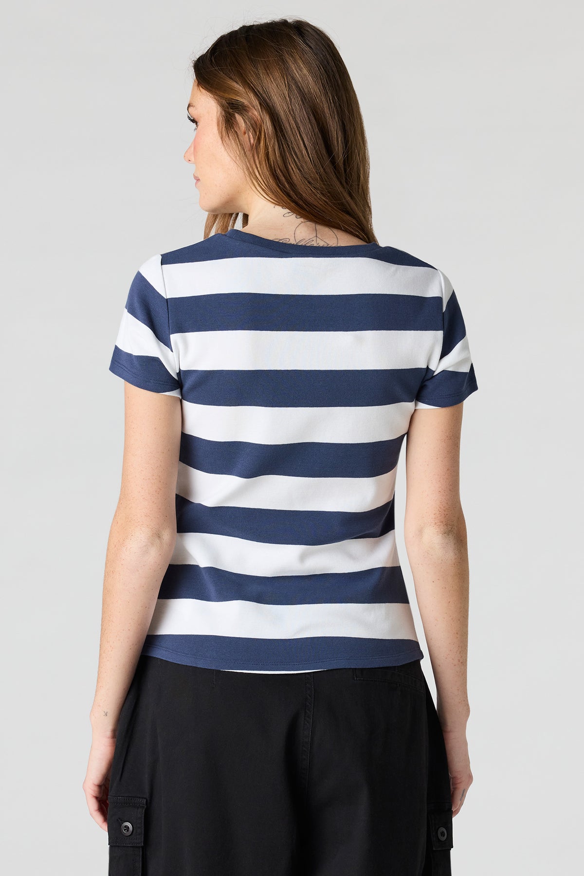 Alt View 2. Striped T-Shirt - Blue