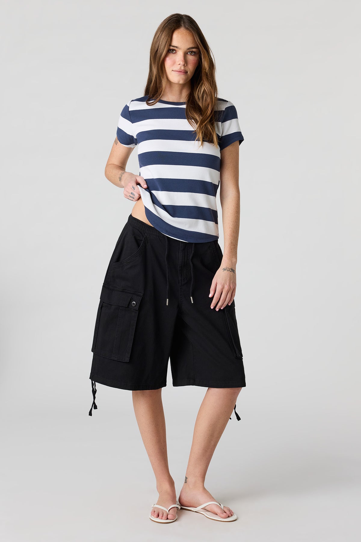 Alt View 3. Striped T-Shirt - Blue