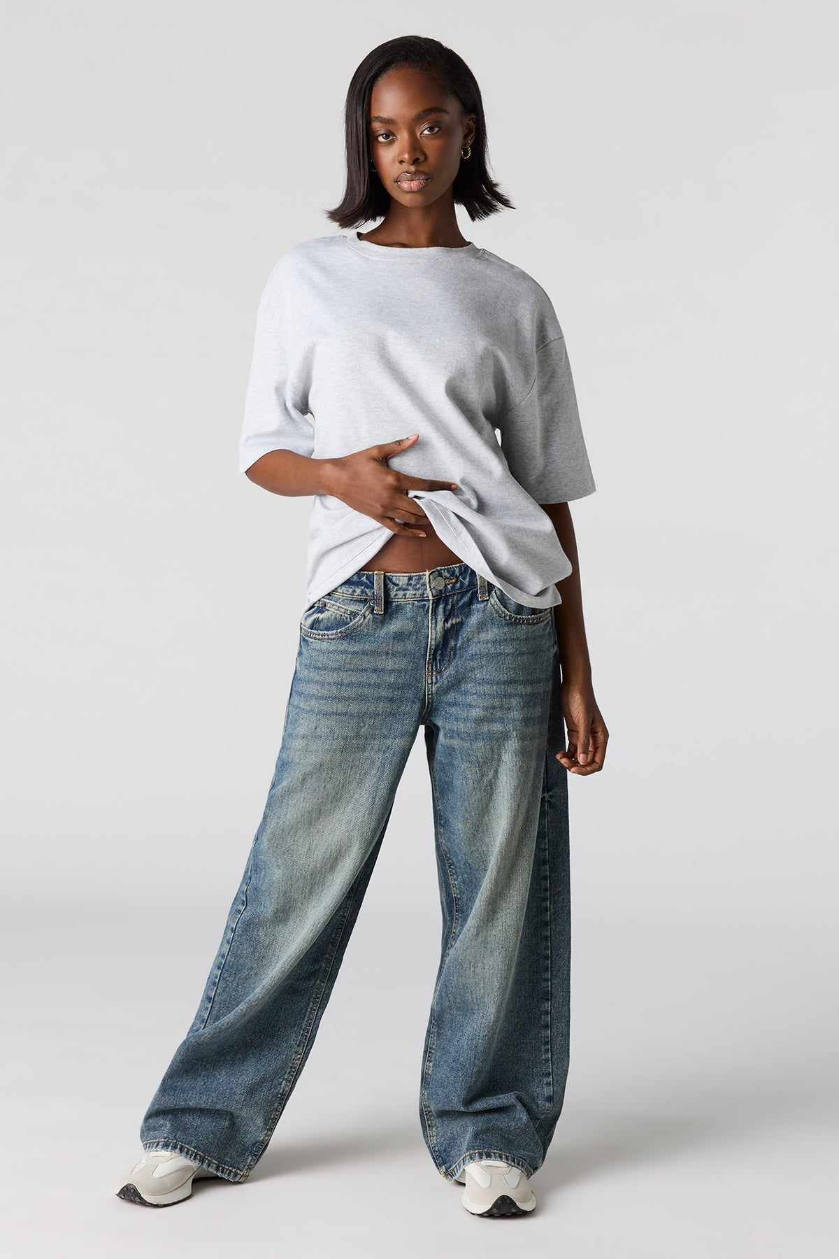 Alt View 3. Luxe Heavy Cotton Oversized Boxy T-Shirt - Heather Grey
