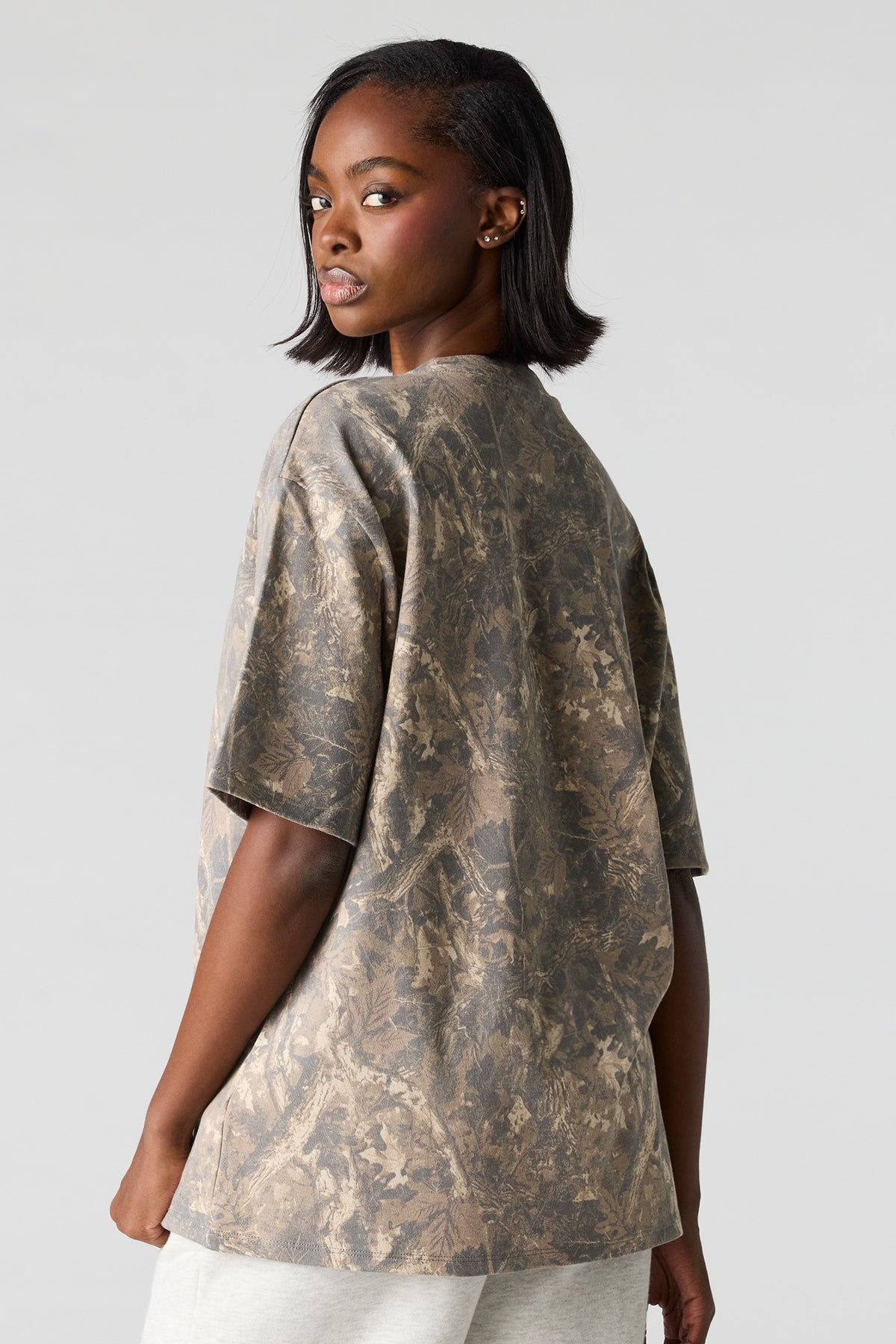 Alt View 2. Luxe Heavy Cotton Oversized Boxy T-Shirt - Beige