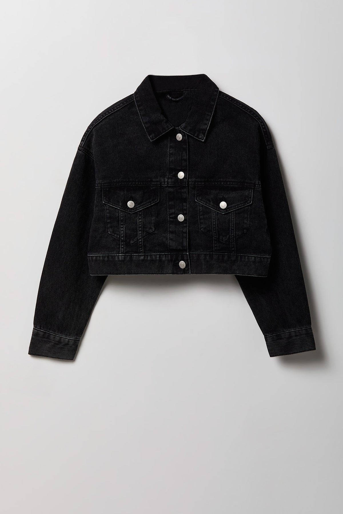Alt View 4. Ripped Cropped Denim Jacket - Black
