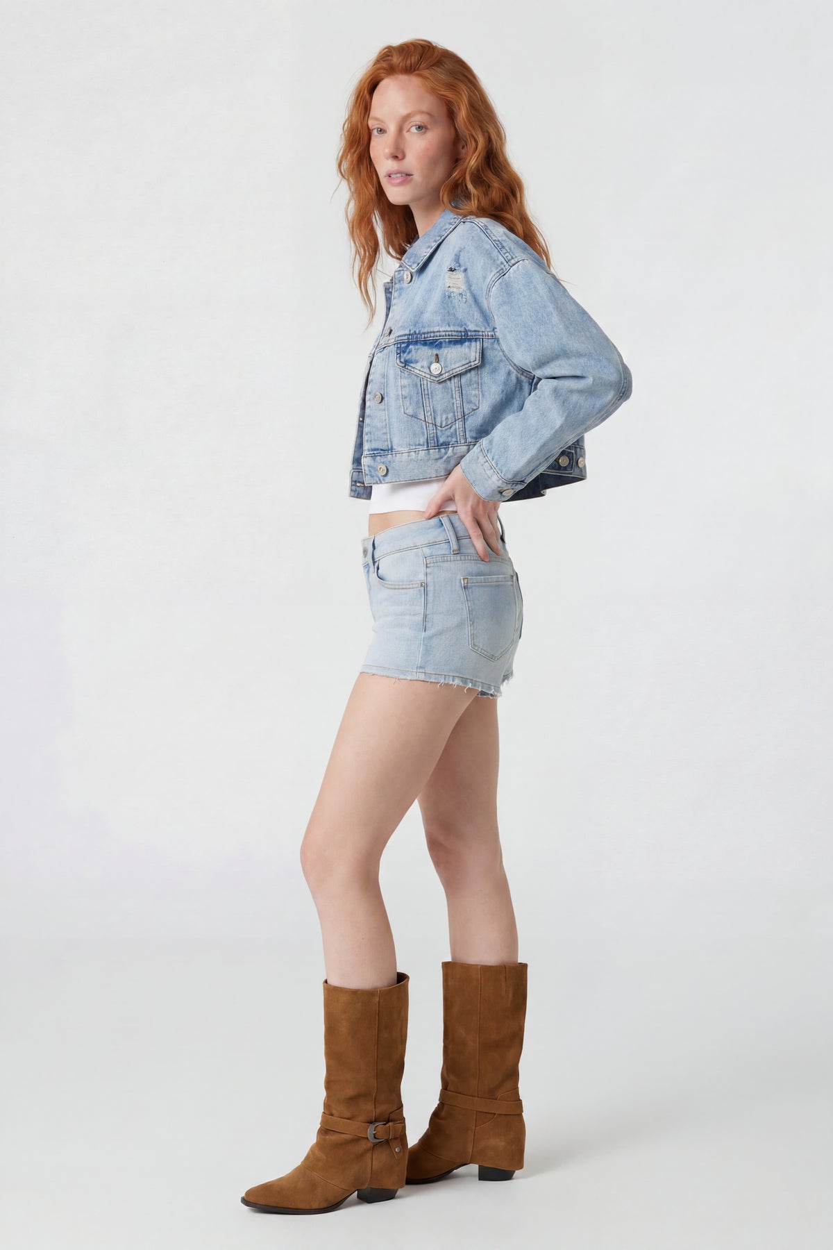Alt View 3. 055939668520_38_4 - Light Denim Blue
