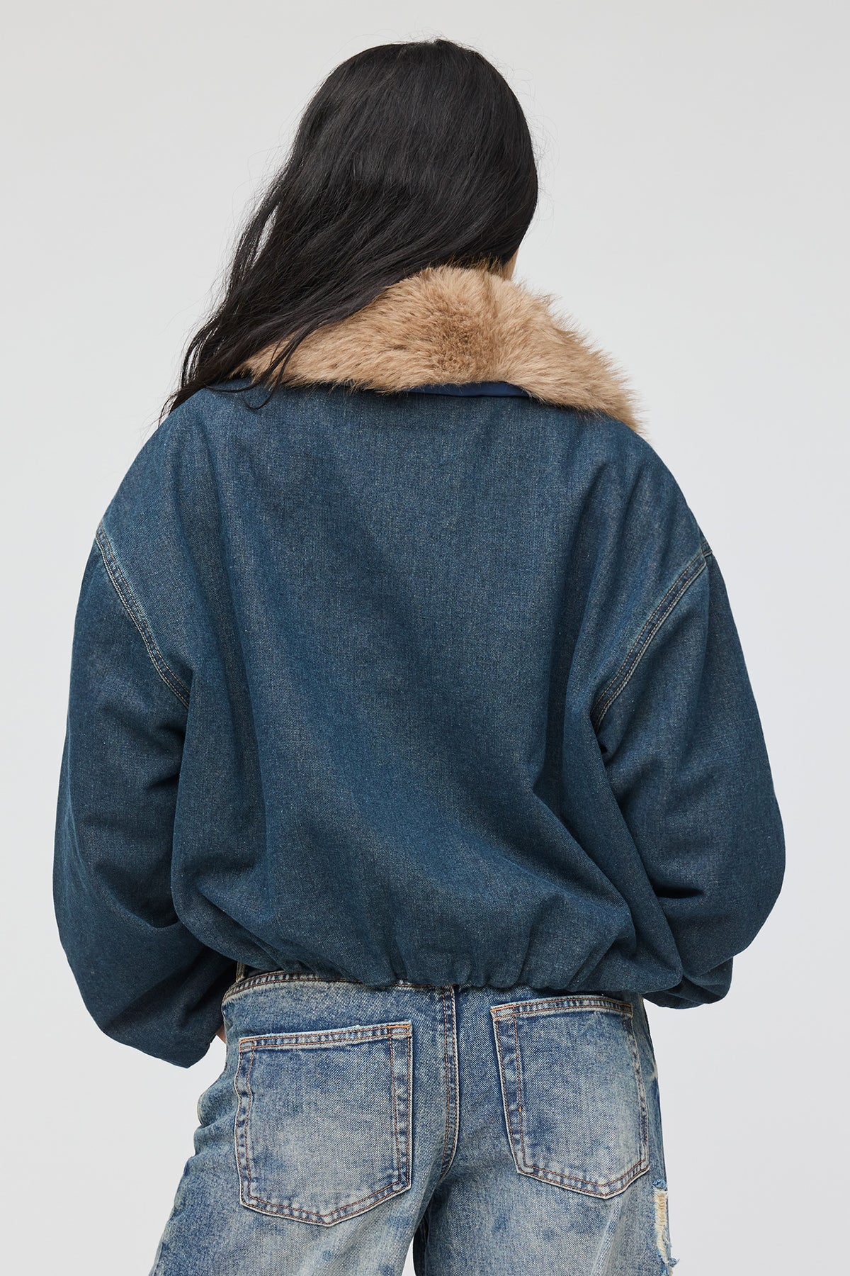 Alt View 2. Faux Fur Collared Denim Bomber Jacket - Midnight Blue