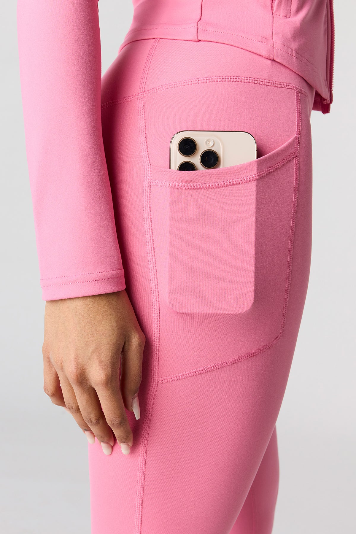 Alt View 5. Active High Density Side Pocket Legging - Pink