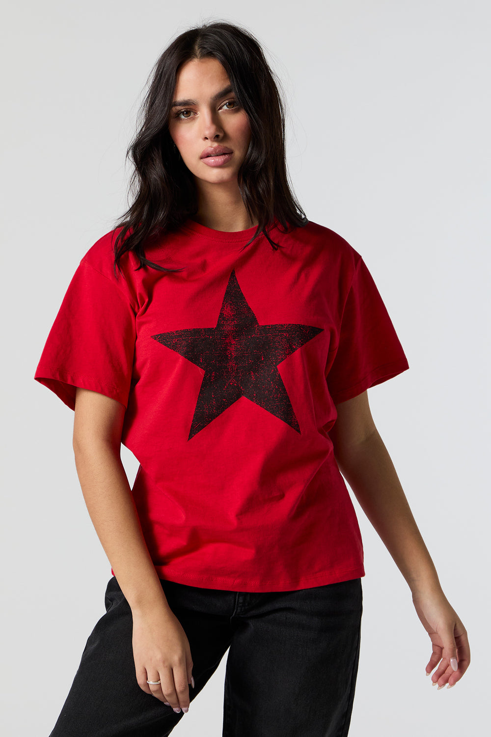 Distressed Star Graphic T-Shirt Distressed Star Graphic T-Shirt 2